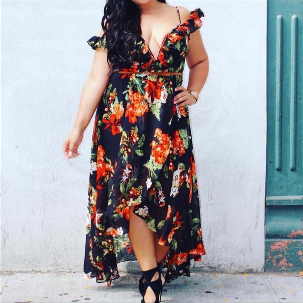 Nwt Fashion Nova hi-lo floral dress✨